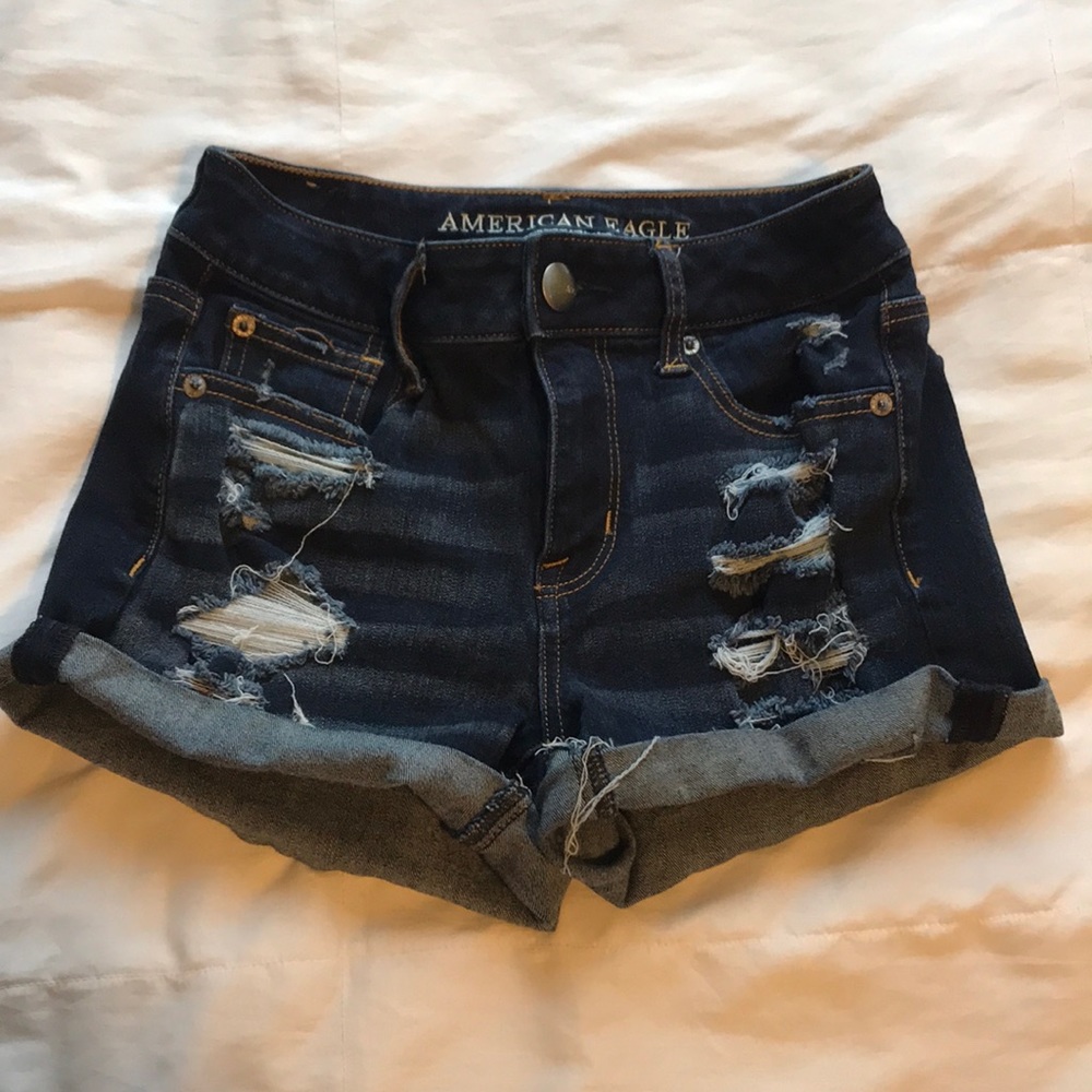 BNWOT American Eagle High Rise Distressed Shorts
